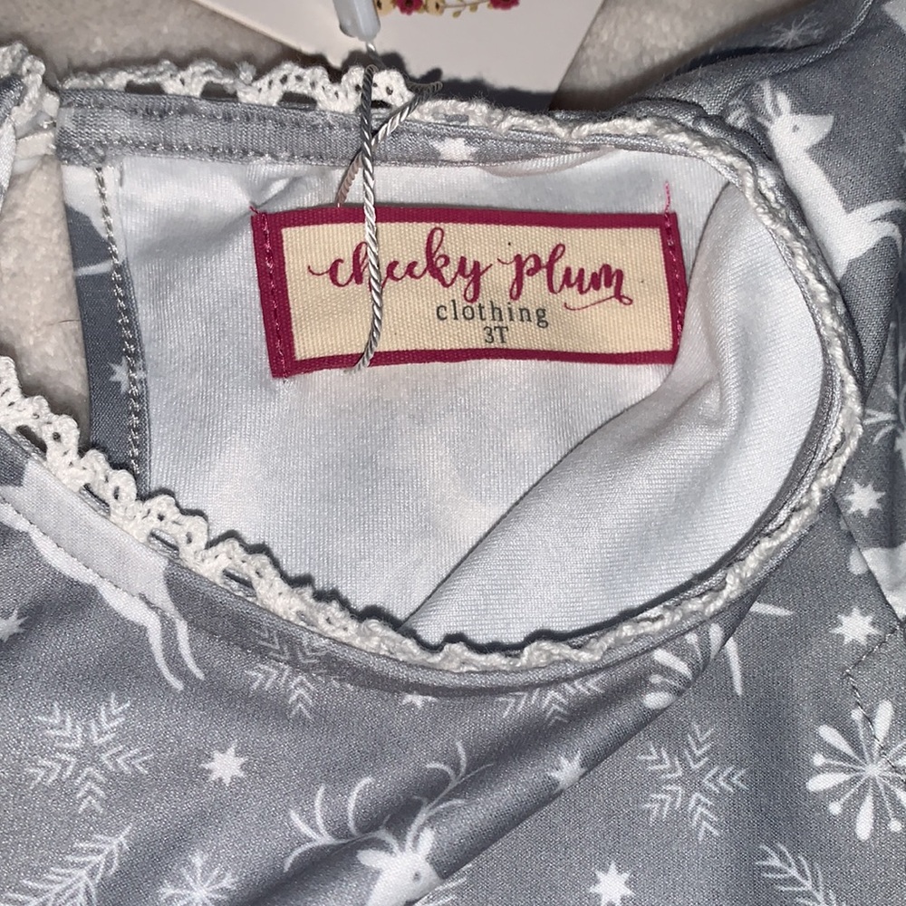 NWT Cheeky Plum 3T Loungewear Gown Reindeer Games Holiday - Picture 9 of 12